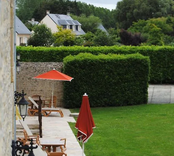 Aparthotel Manoir De Mathan: Prestige Near Arromanches Crepon