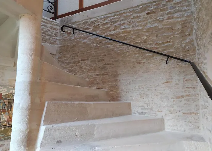 Manoir De Mathan: Prestige Near Arromanches