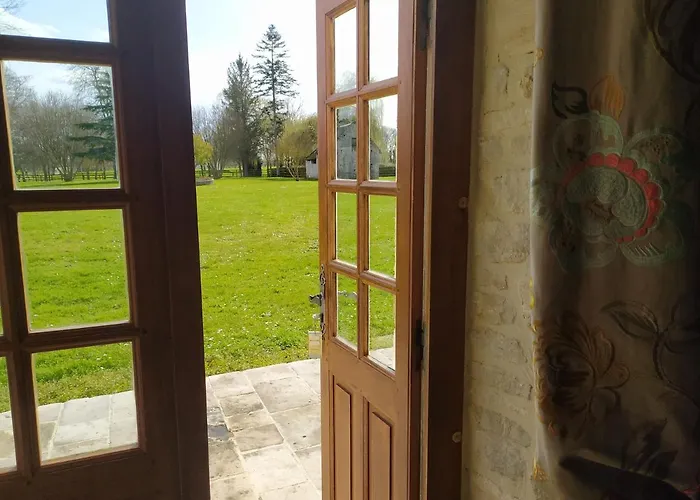 Aparthotel Manoir De Mathan: Prestige Near Arromanches